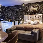 Magnifique Loft / En Face De La Cathedrale ! *