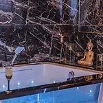 شقة Magnifique Loft / En Face De La Cathedrale ! ناربون