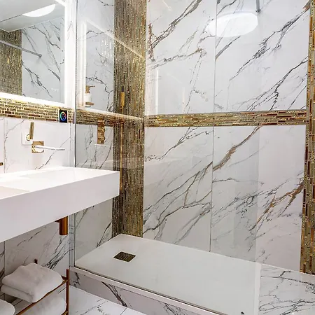Magnifique Loft / En Face De La Cathedrale ! Apartment Narbonne